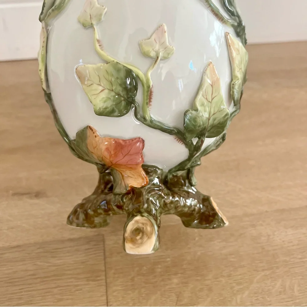 Vintage Vista Alegre Porcelain Vases V.A. Portugal Ivy And Blue Ribbon 12” AS IS